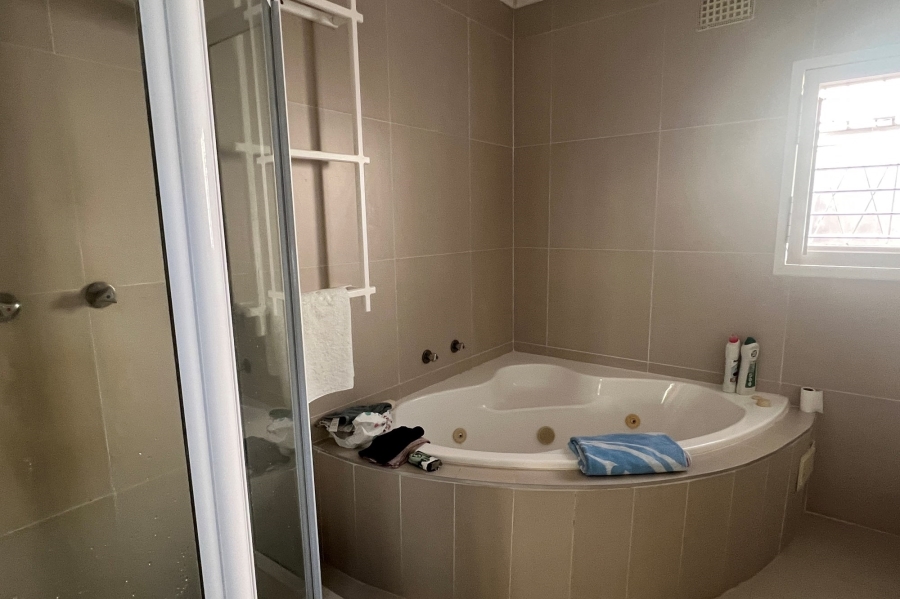 4 Bedroom Property for Sale in Bonnie Doone Eastern Cape